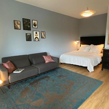 Beautiful Apartment With Balcony 베를린 외부 사진