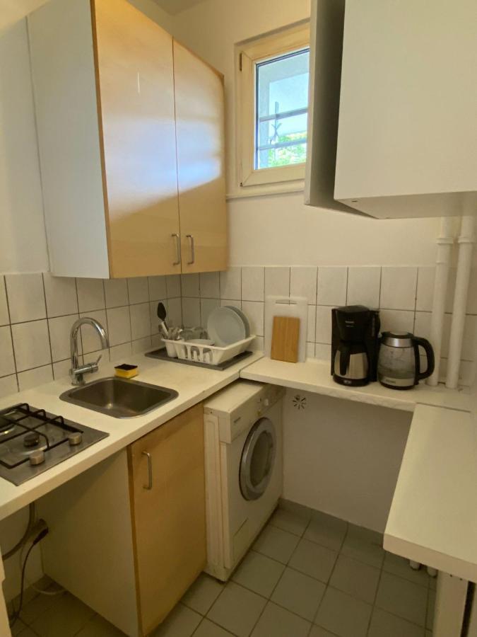 Beautiful Apartment With Balcony 베를린 외부 사진