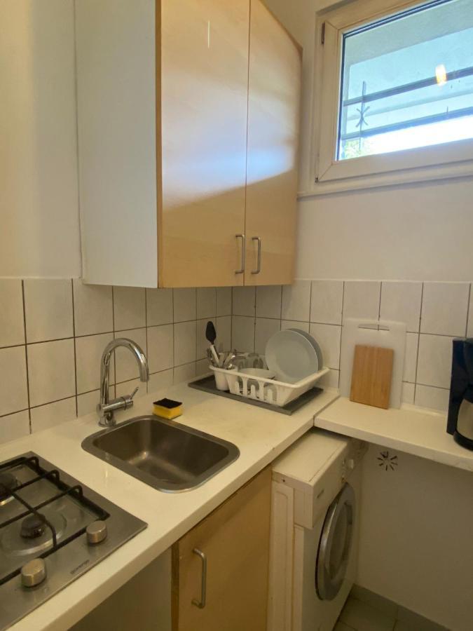 Beautiful Apartment With Balcony 베를린 외부 사진
